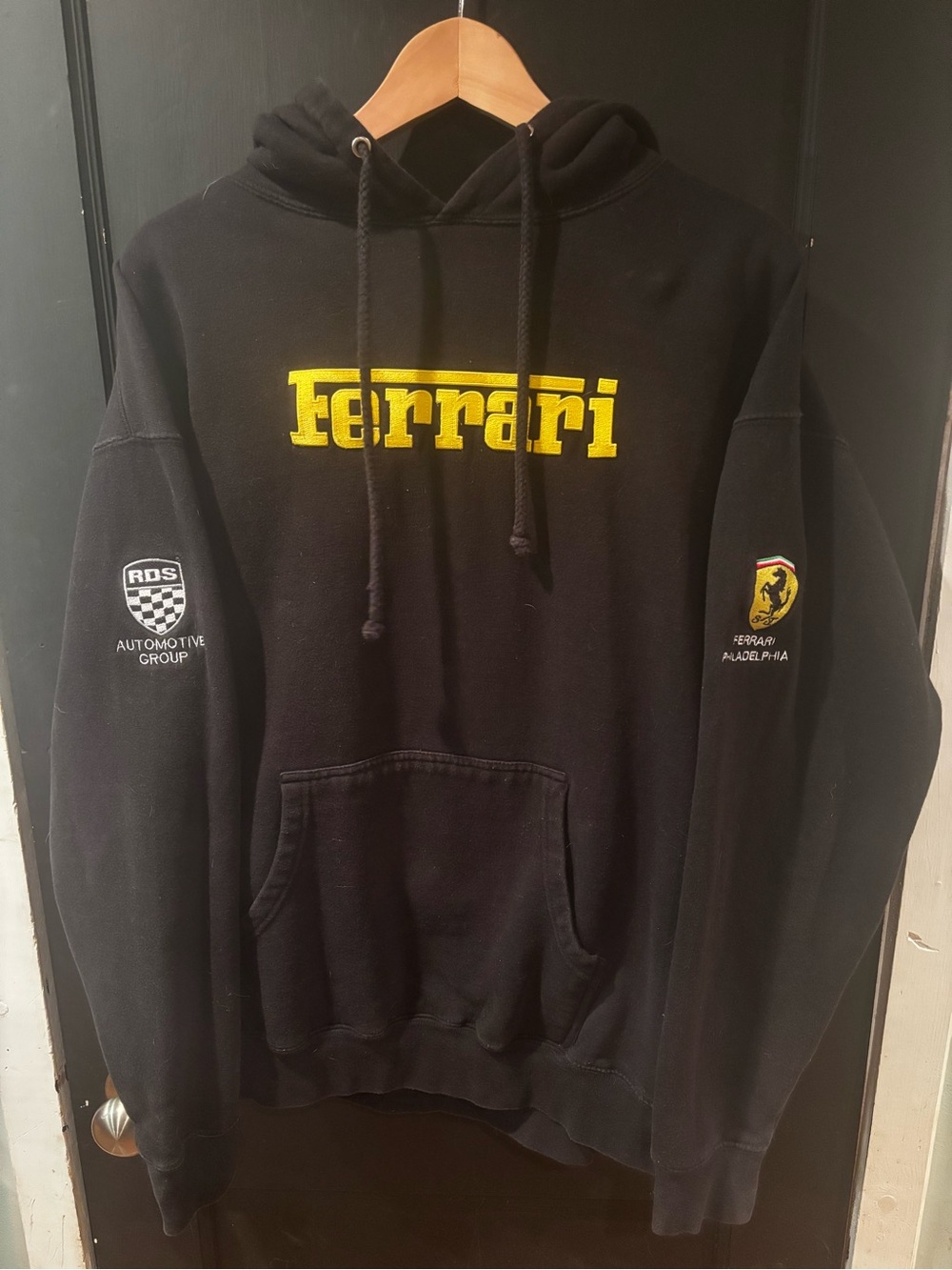 Ferrari Philadelphia Black Hoodie RDS Automotive Group Embroidered Size XL Rare